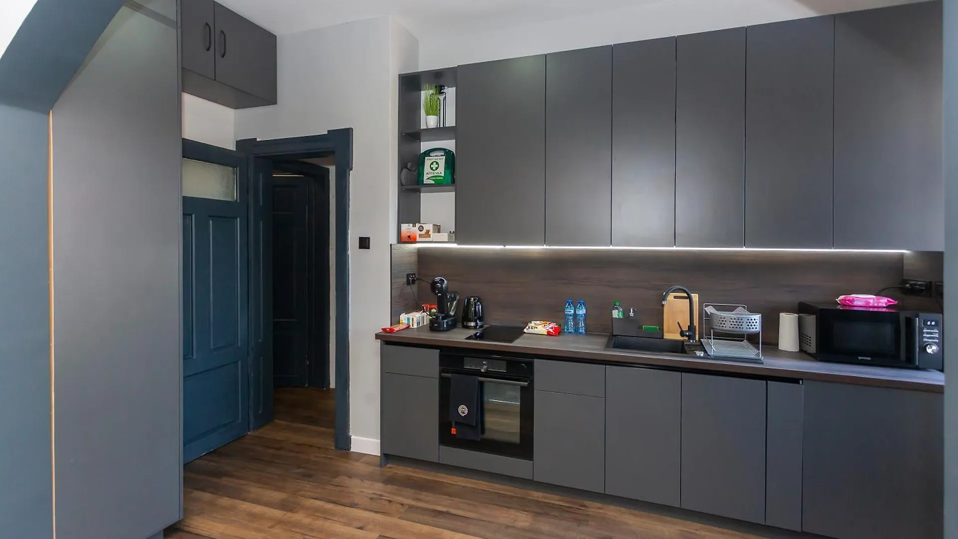 Urban Elegance Apartment Sofia